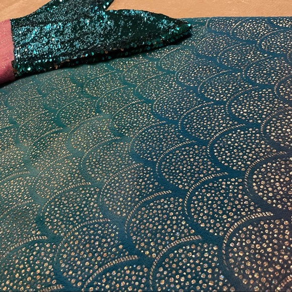 Mermaid🧜♀️Cozy Swim BUNDLE Fleece/Sequence Tail Blanket w/2 piece suit Sz 14 - Picture 7 of 15